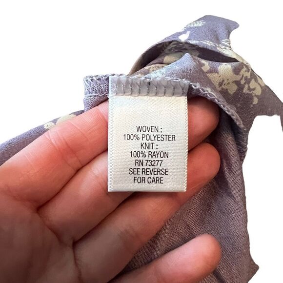 3 for $30! Elle purple floral woven and knit tank‎ - Picture 4 of 8